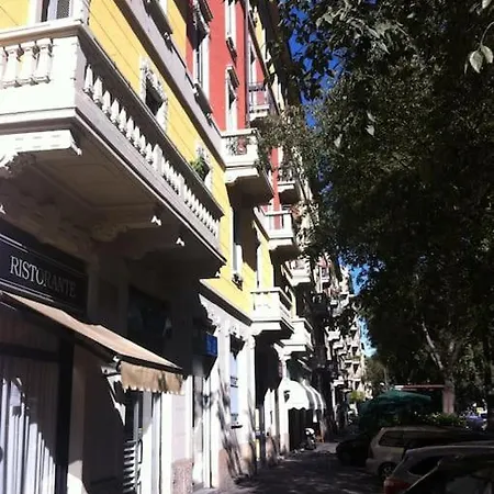 Townhouse Milan Apartment Exterior photo